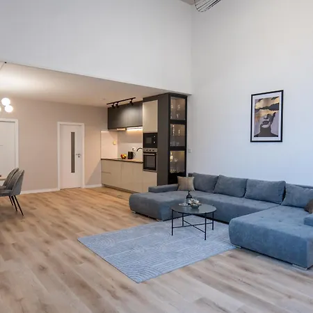 Z8 Premium * Kaposvár