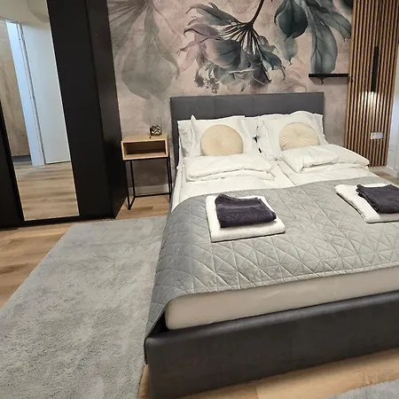 Z8 Premium Apartment