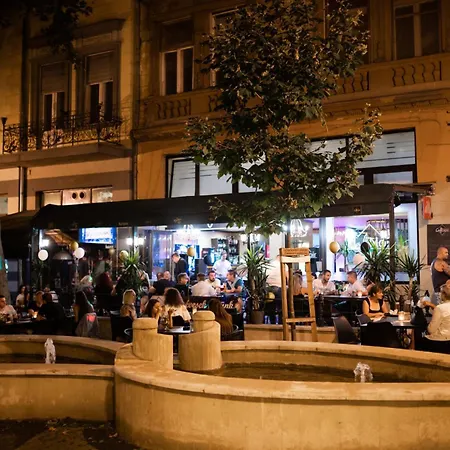 Z8 Premium Apartamento *