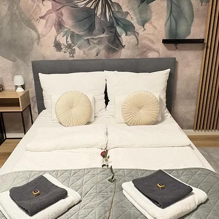 Z8 Premium Apartment